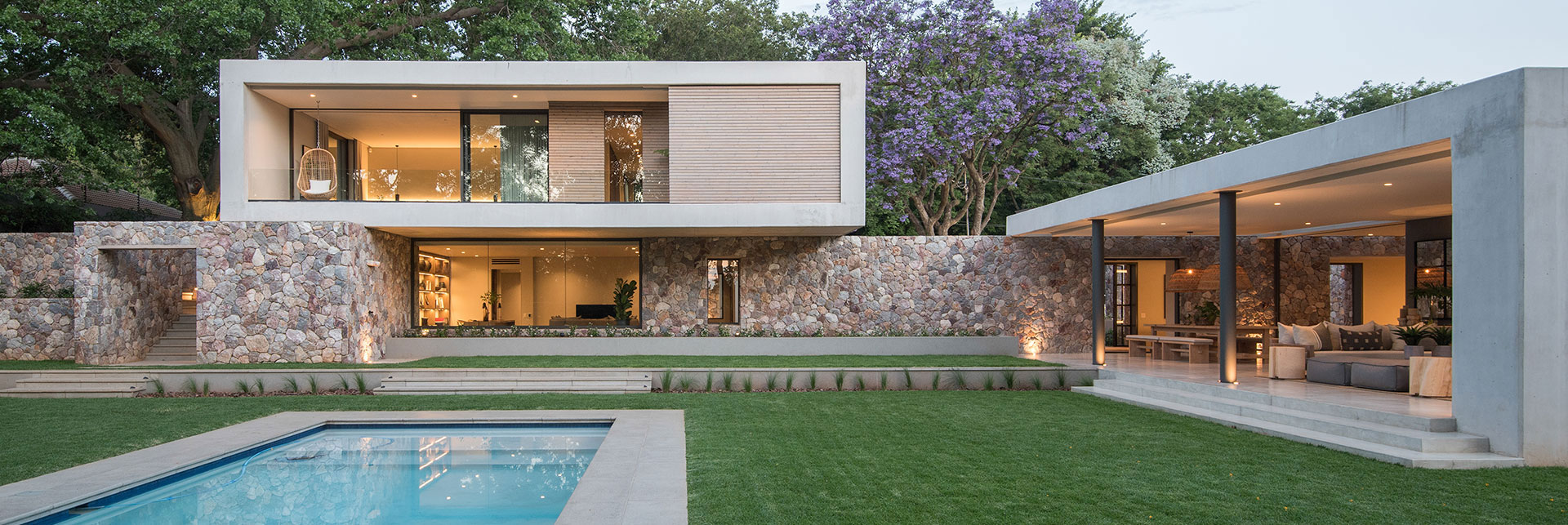 Premium natural stone cladding for exterior walls in Zimbabwe